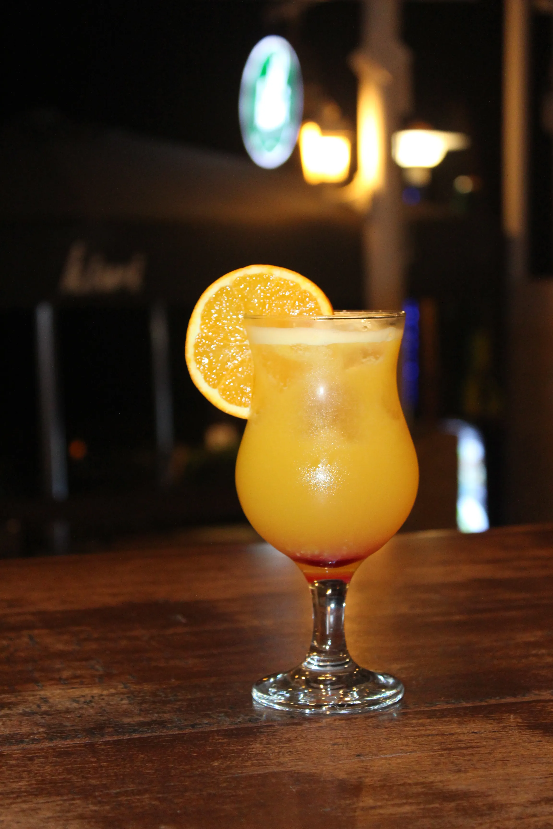 Cimino Restaurant Cafe & Bar bartender preparation